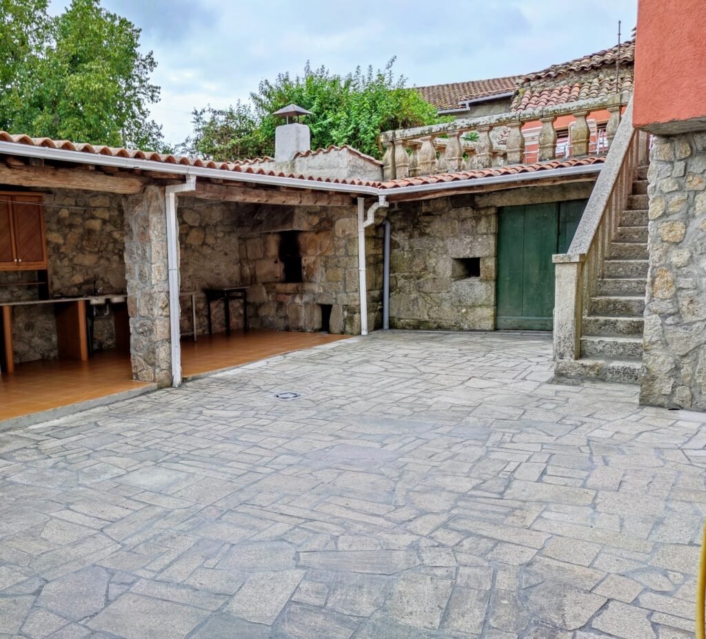 Patio casa rural galicia